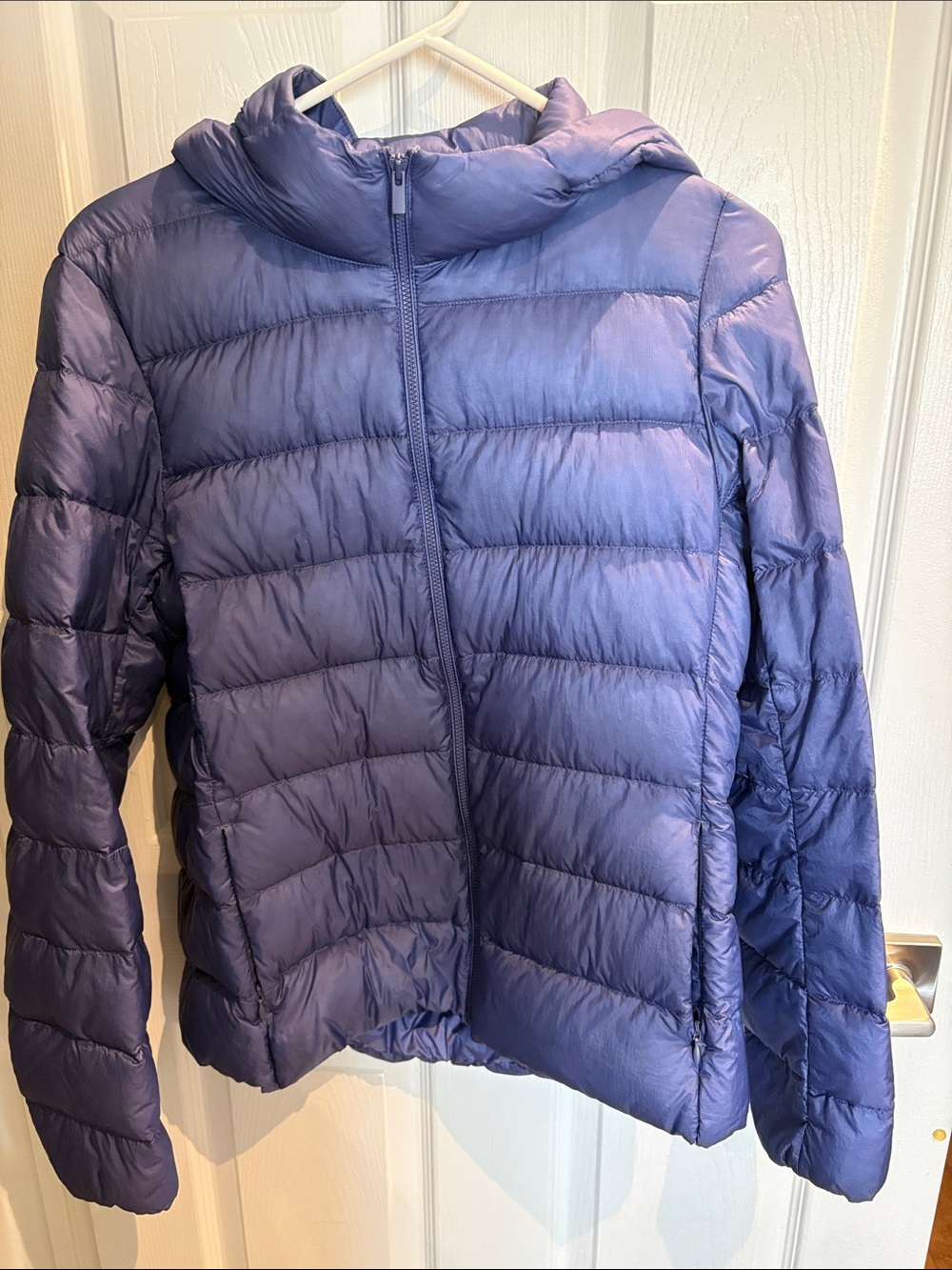 Uniqlo Lightweight Quilted Puffer Jacket in Lavender Blue